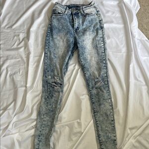 Women's Distressed Blue Bob Skinny Jeans